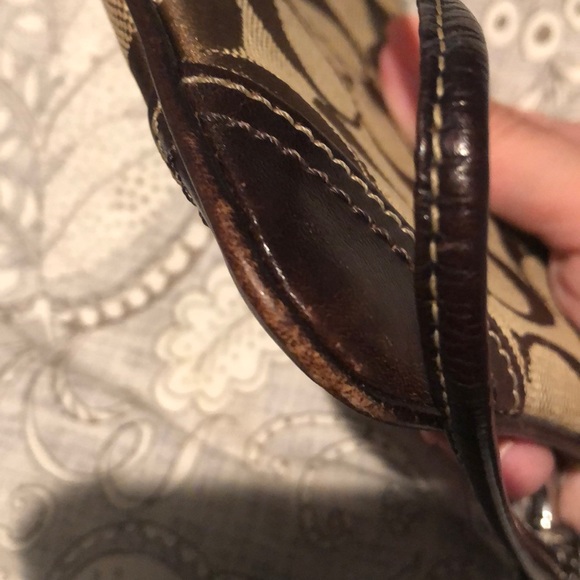 Coach wristlet - Picture 5 of 5